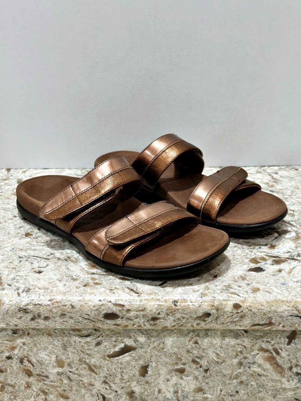 Vionic SHORE Womens 8 Slide Sandals Bronze Metallic Comfort Shoes Double Strap